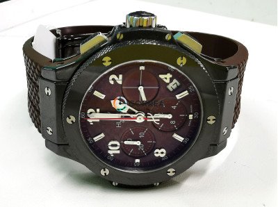 Ремонт часов Hublot Big Bang в керамическом корпусе