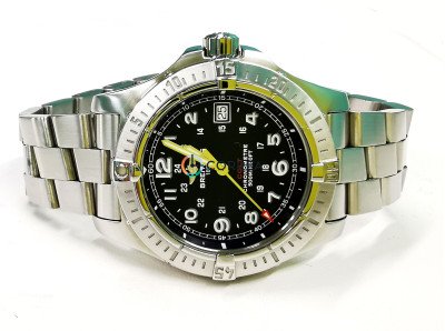 Полировка корпуса и браслета часов Breitling Colt