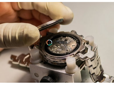 Обслуговування годинника Omega Speedmaster
